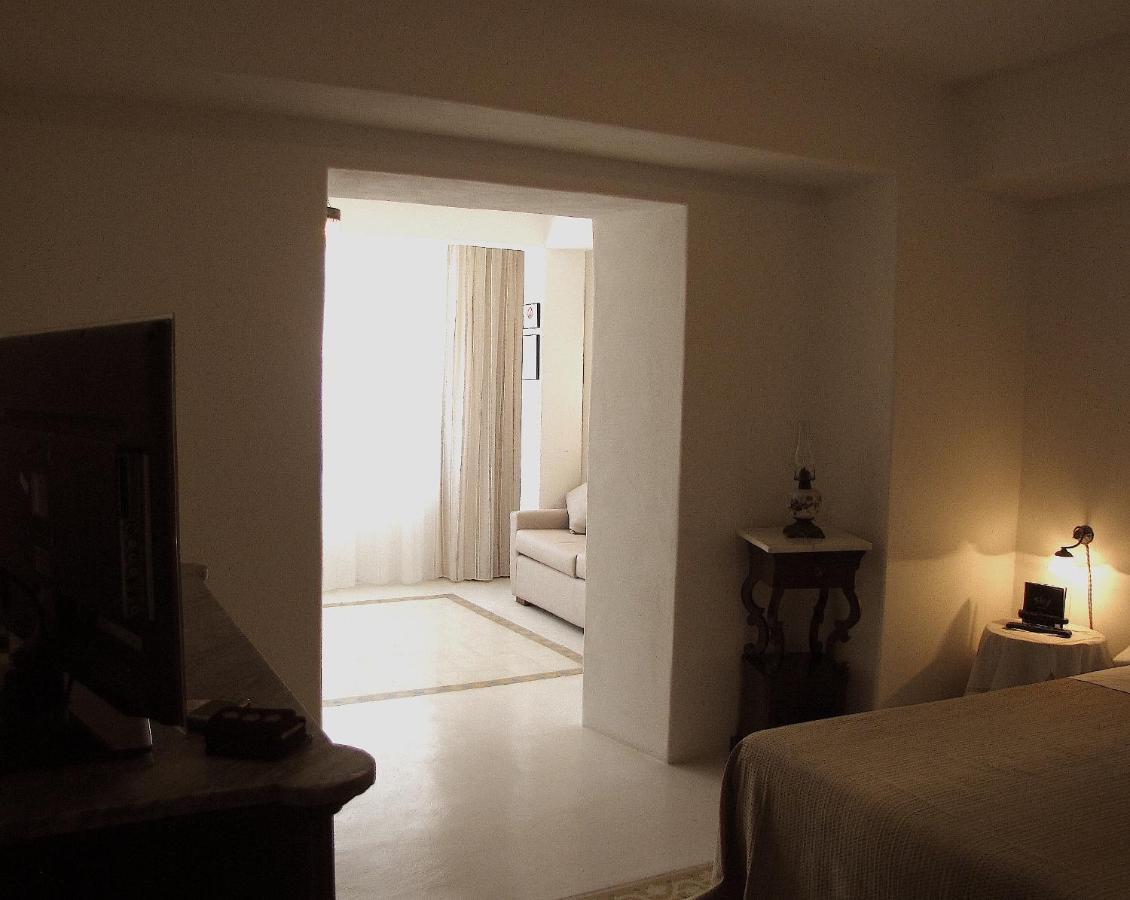 Hotel Santa Marina Antica Foresteria Santa Marina Salina Habitación foto